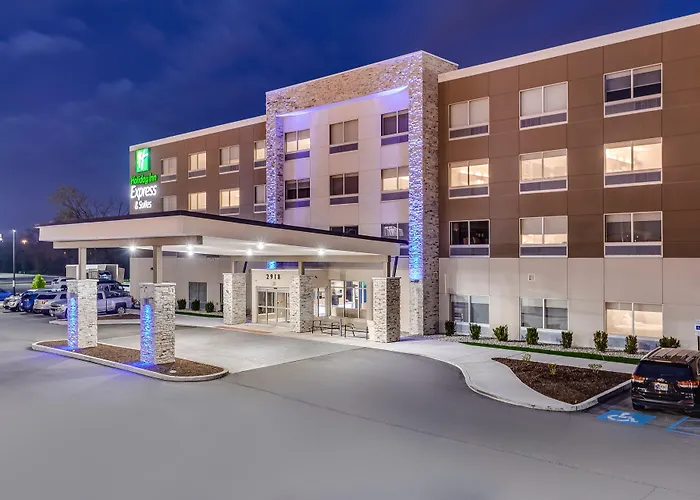 Holiday Inn Express & Suites Hammond By Ihg