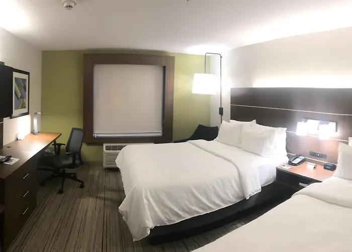 Holiday Inn Express & Suites - Hannibal - Medical Center