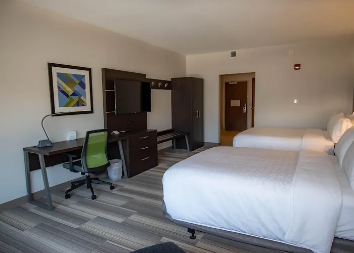 Holiday Inn Express & Suites Tonawanda - Buffalo Area By Ihg