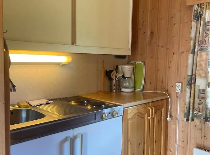 Midttun Camping Og Feriehytter