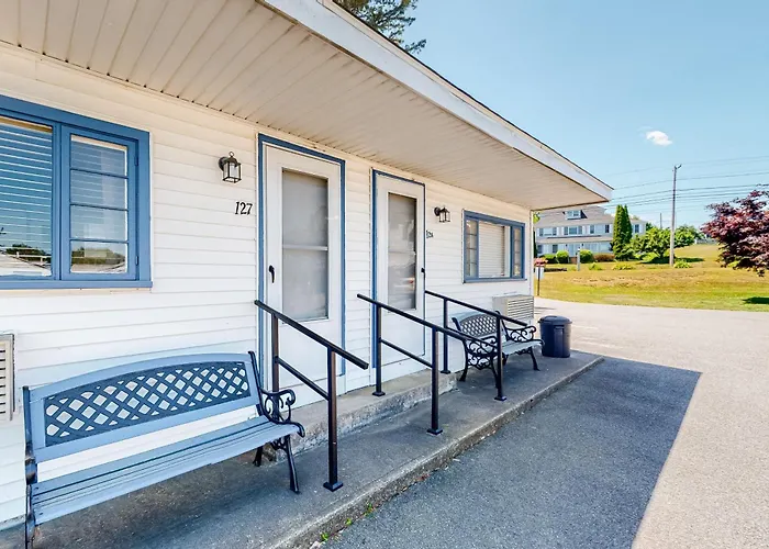 Coastal Calm Studio Cottages