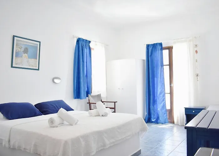 Martinos Studios, Merihas Port