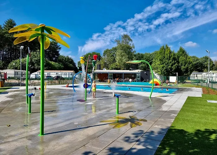 Vakantiepark Breebos: Empty Lots For Tents And Mobile Homes