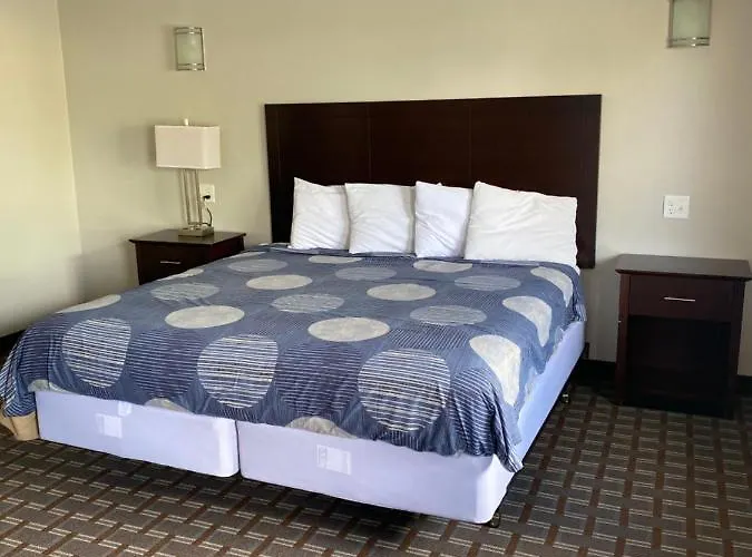New Budget Inn