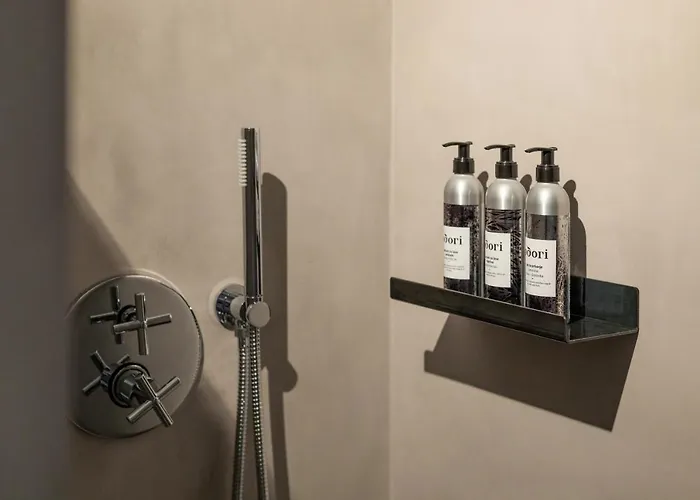 April1550 Boutique Hotel