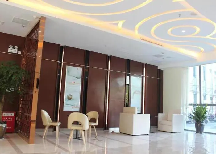 Jinjiang Inn Fashion Zhenjiang Dagang Pingchang Road