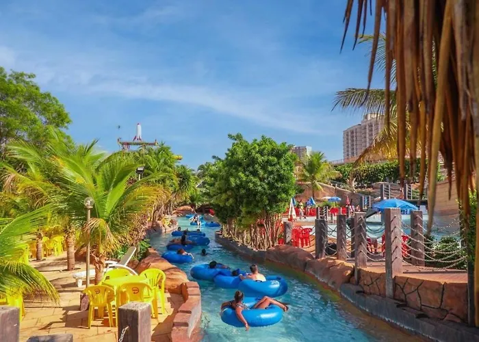 Spazzio Diroma Hospedagem com acesso gratuito no Acqua Park