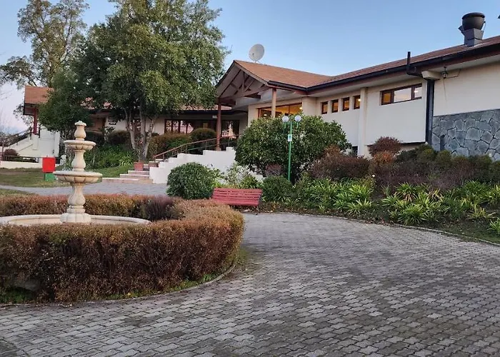 Hotel Y Cabanas Las Mellizas - Caja Los Andes