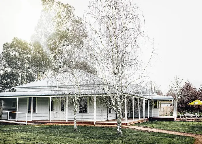 Dal Zotto Homestead & Petite Retreats