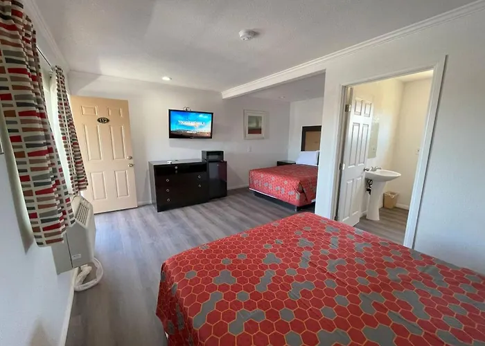 Palm Inn