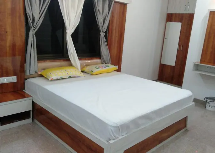 Shree Atithi Highway Hotel