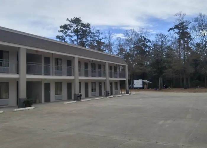Travelers Rest Motel