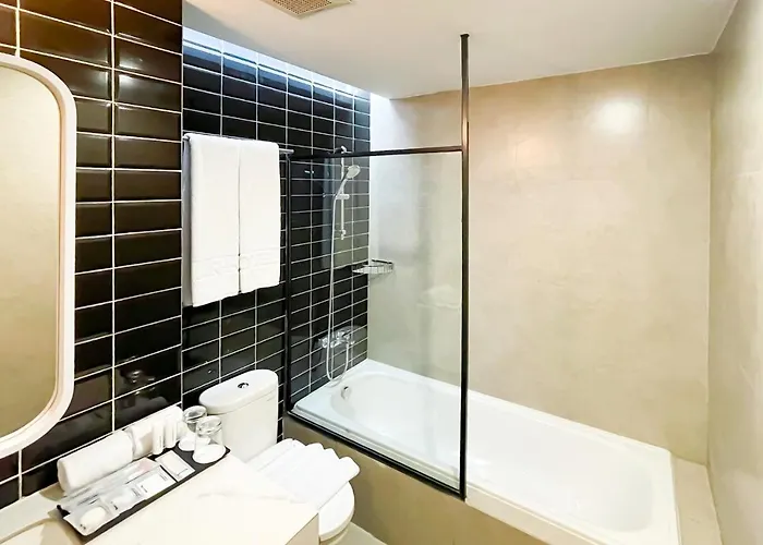 Artotel Casa Cikarang