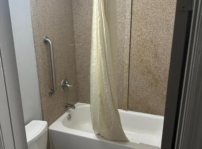 Budget Inn Express