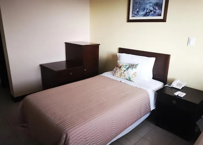 Hotel Sin Escala