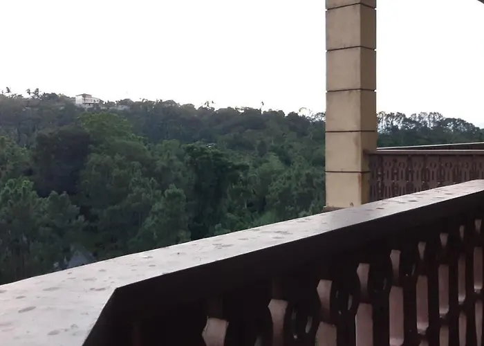 Carol Crosswinds Tagaytay