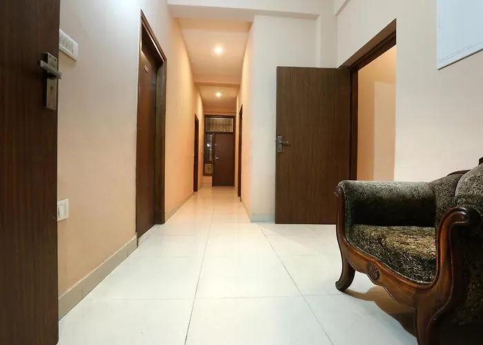 Hotel Surya Palace By Aura