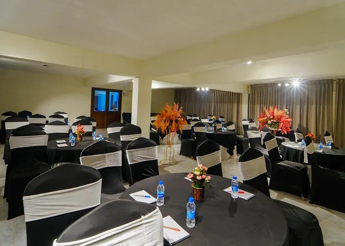 Hotel Woodcrest Zirakpur - Best Family Hotel By - A Unit Of Sidham Group
