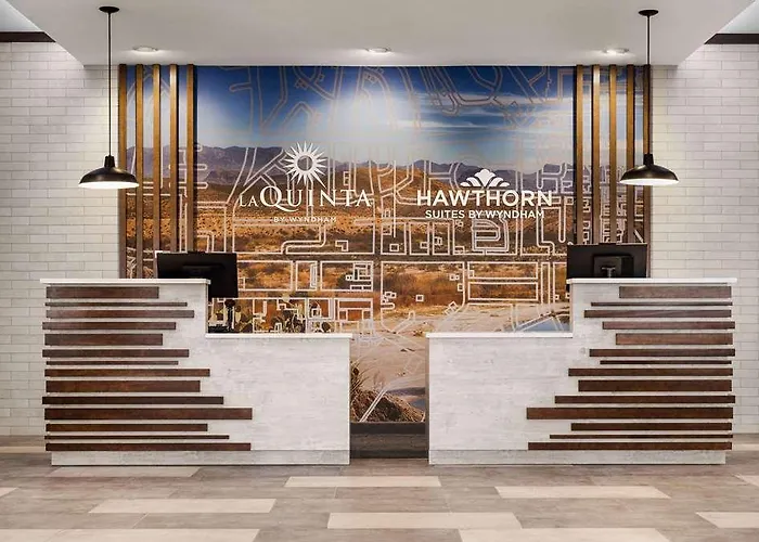 La Quinta Inn Suites Del Rio