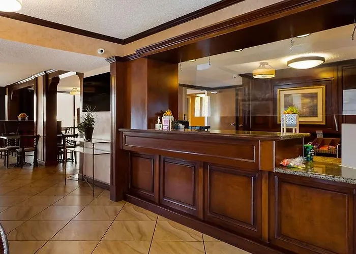 Quality Inn & Suites West Helena