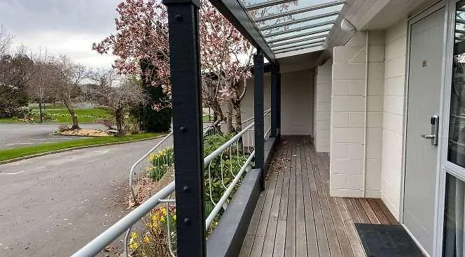 Croydon Lodge Hotel