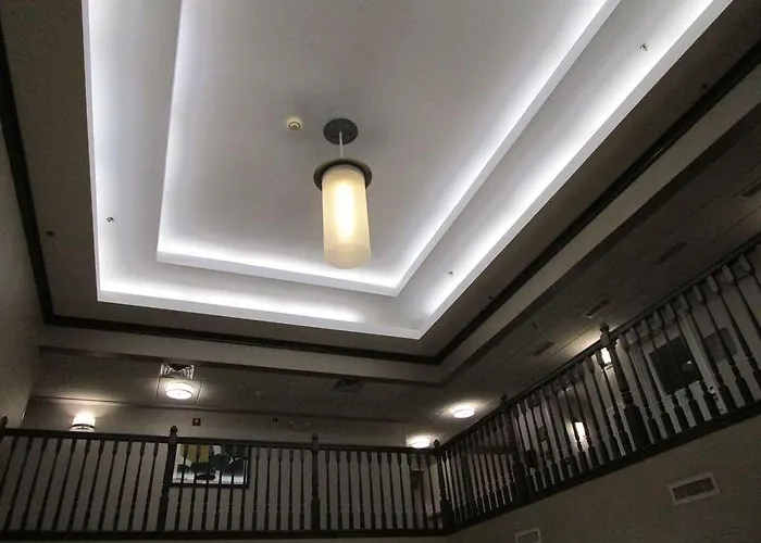 Surestay Plus Hotel By Best Western Watertown