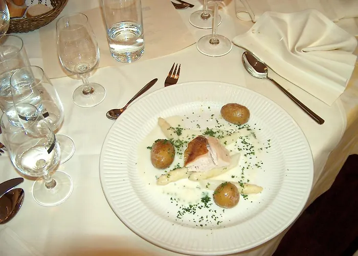 Zur Windmühle Restaurant - Hotel