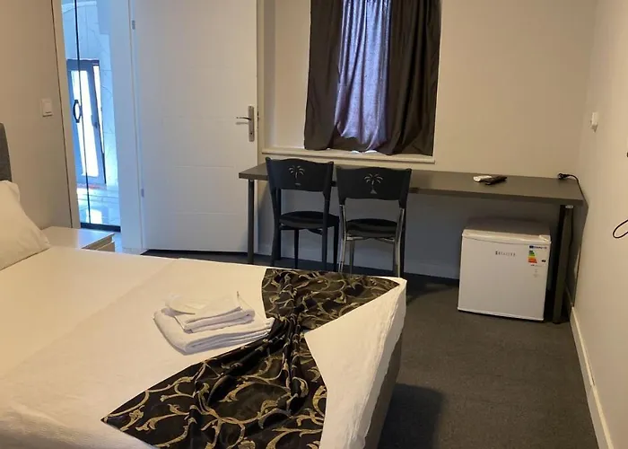 Red Flag Hotel