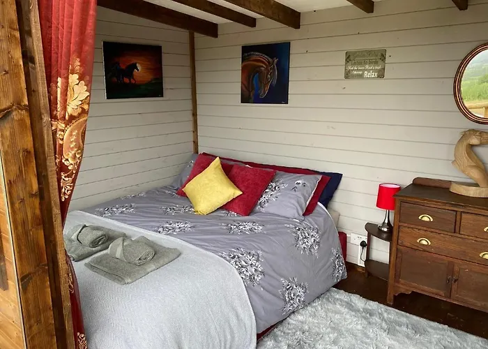 Cherry Tree Glamping Lodge