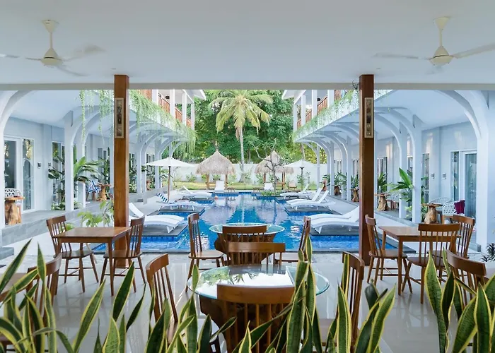 Seashell Resort
