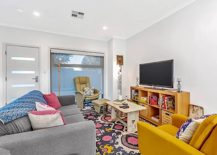 'Christies Chic' A Family Getaway By The Beach