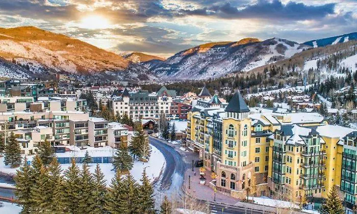Exquisite Upscale Oasis - Ski Resort