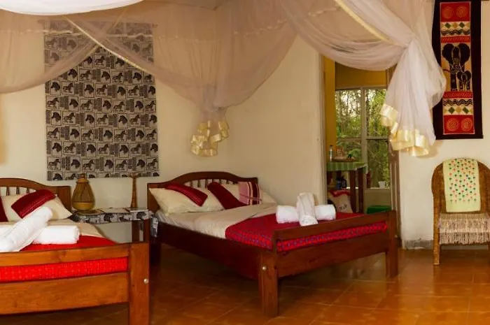 Euphorbia Safari Lodge