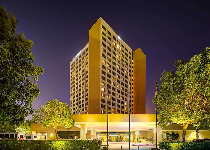 Hotel Fera Anaheim, A Doubletree By Hilton Hotel