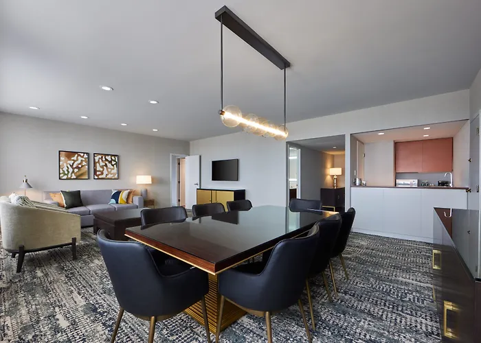 Hotel Fera Anaheim, A Doubletree By Hilton Hotel