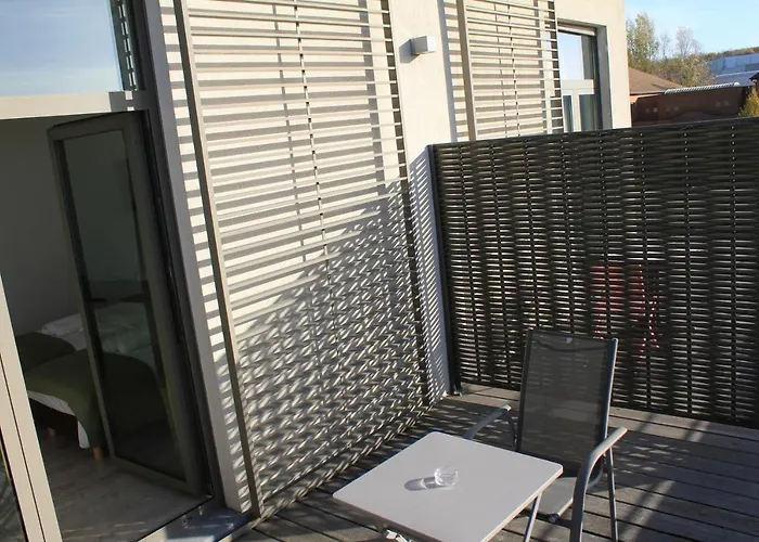 Mondo Hotel