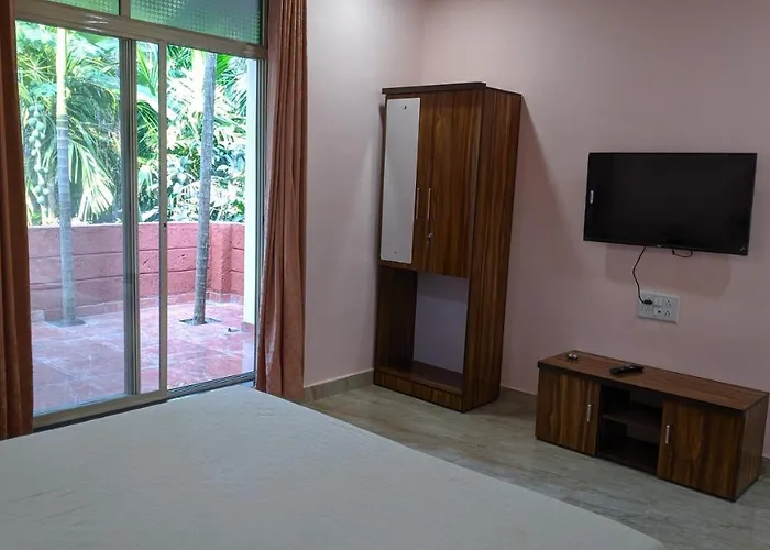Soham Beach Resort, Diveagar