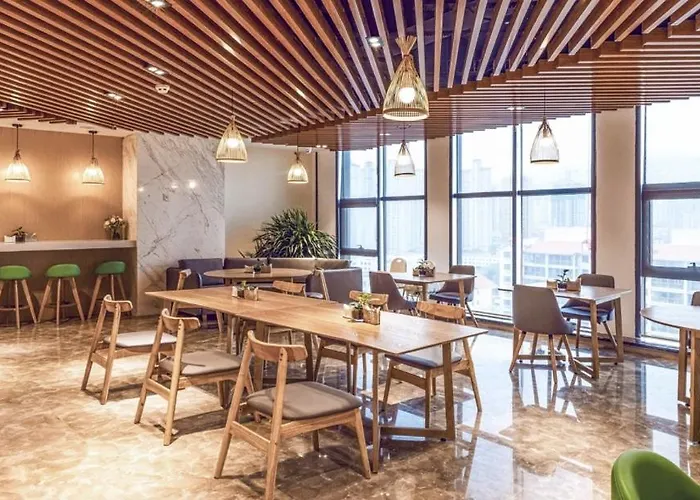 Atour Hotel Xining East Kunlun Road