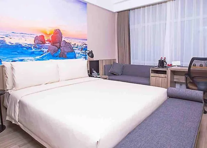 Atour Hotel Qinhuangdao Railway Station Yingbin Road