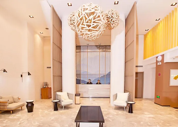 Atour Hotel Qinhuangdao Railway Station Yingbin Road