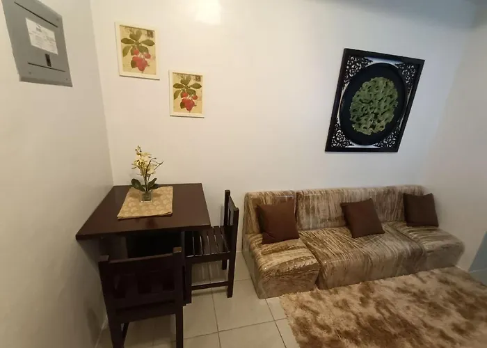 Six Floor Room 624, Ama Tower Residences