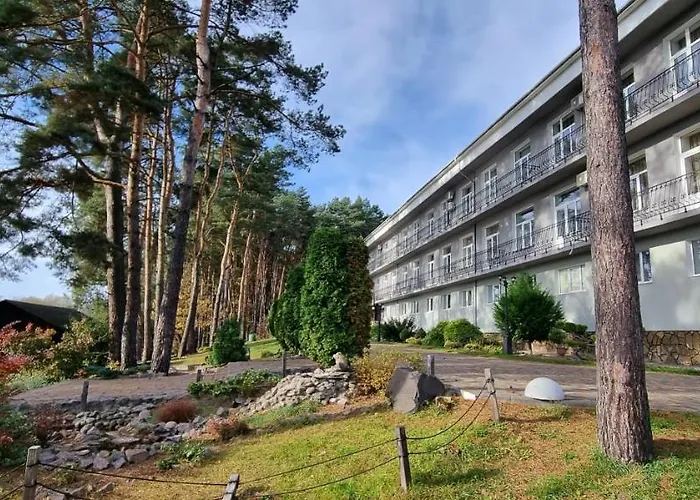 Готельно-Ресторанний Комплекс Три Бобри