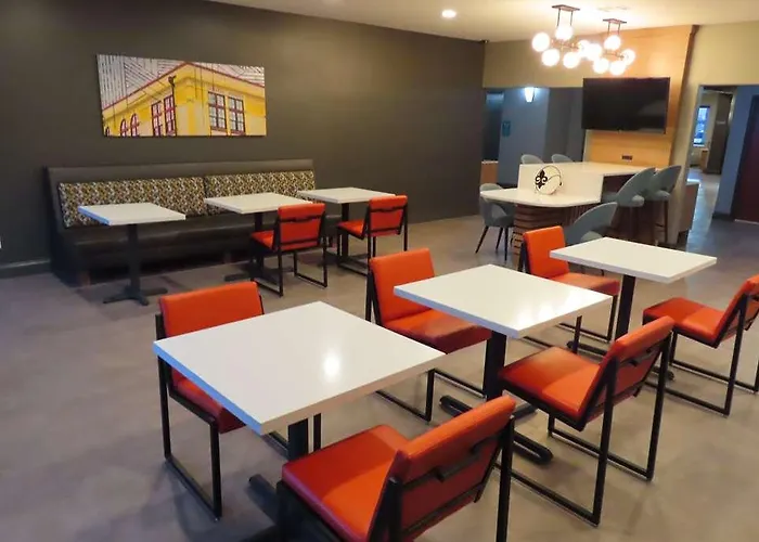 Best Western Heritage Inn & Suites