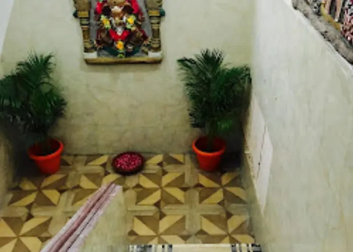 Hotel Amba Amravati