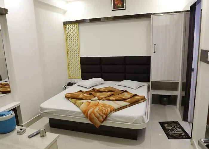 Hotel Sahil 4 Min Distance From Dargah