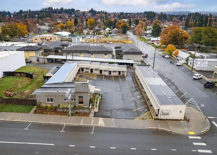 Selkirk Motel