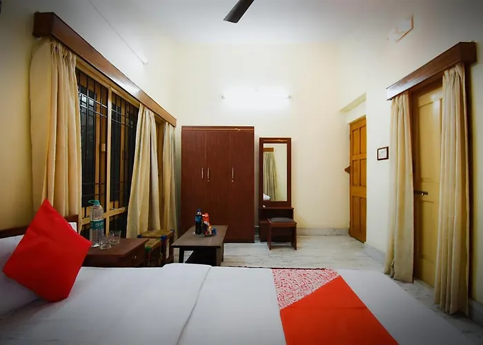 Oyo Retro Residency