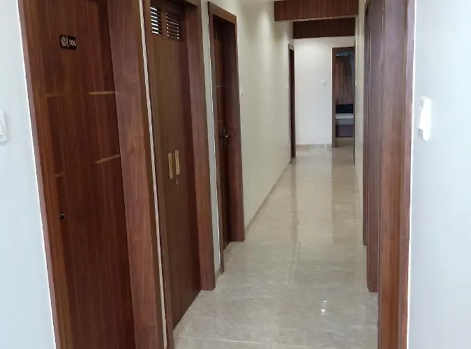 Hotel Suvarnam Residency