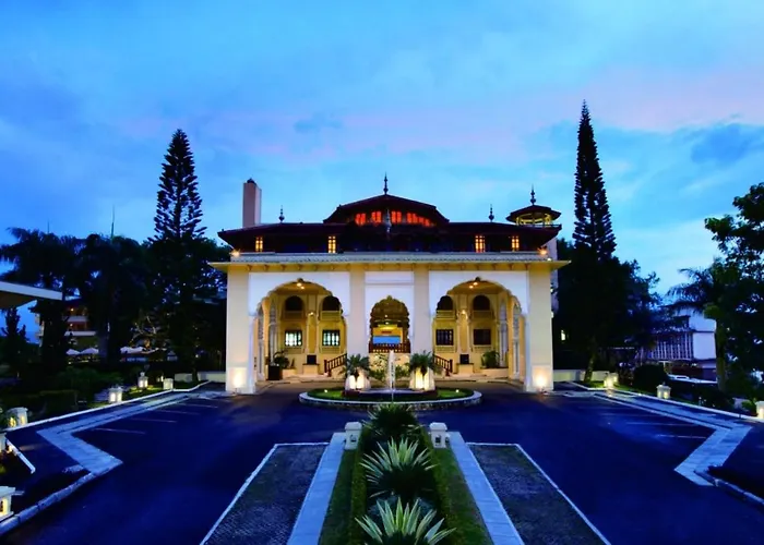 Tripletree Hotel And Resort Bukittinggi