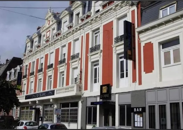Logis Hotel & Restaurant - Le Mouton Blanc